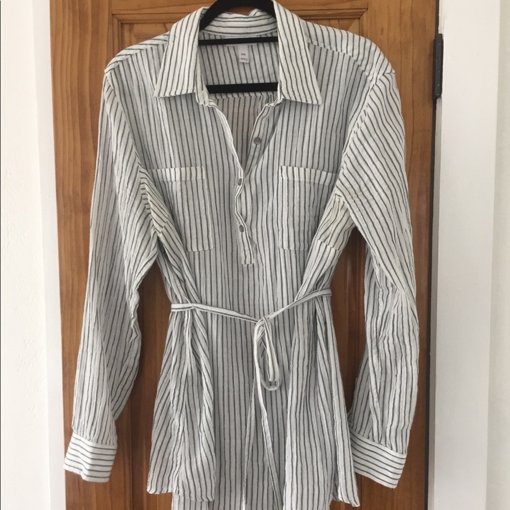 Liz Lange Maternity clothes for size 12-14